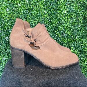 3-093 Jeffrey Campbell Boots